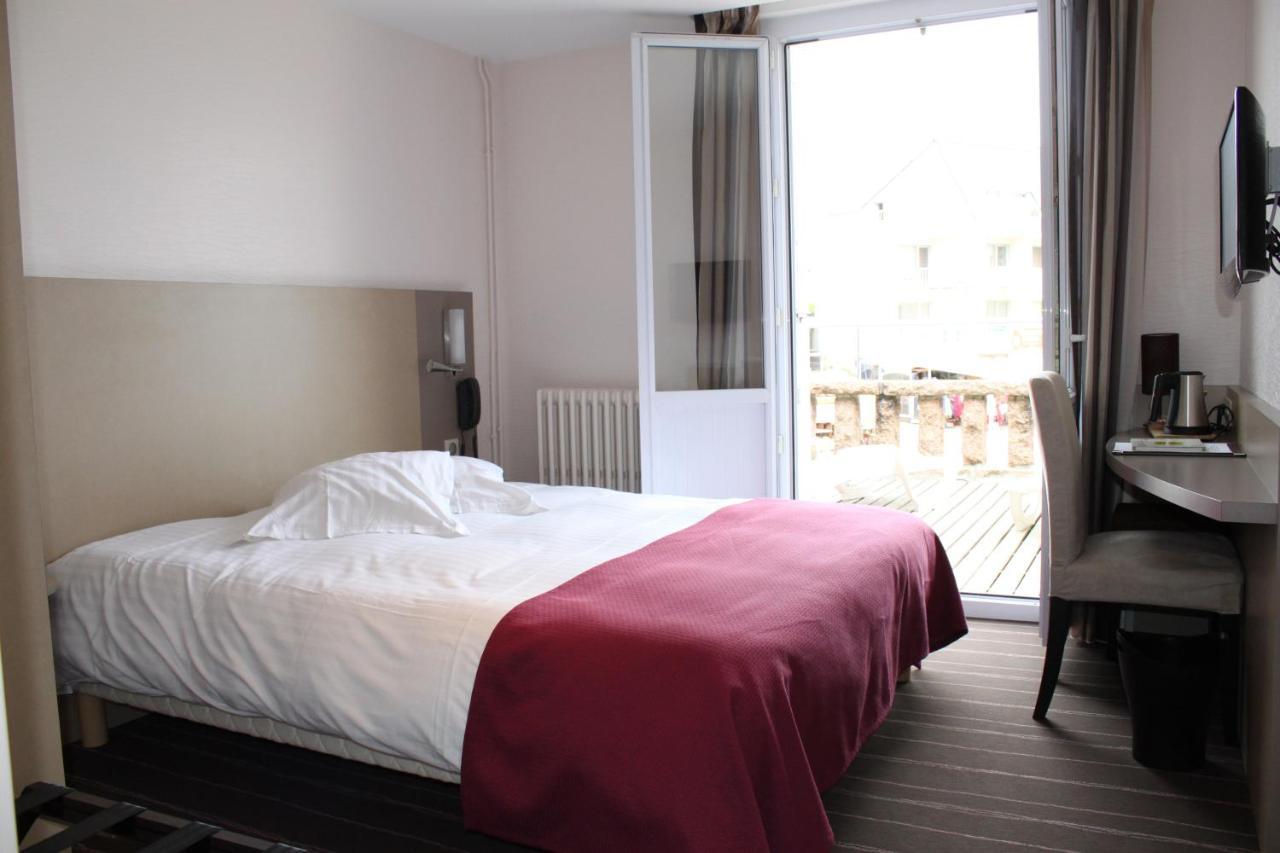 Logis Hotel Du Parc Perros-Guirec Exterior foto